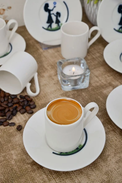 Farika Porselen Beliz 12 Parça 6 Kişilik Porselen Kahve Fincanı Takımı - 3