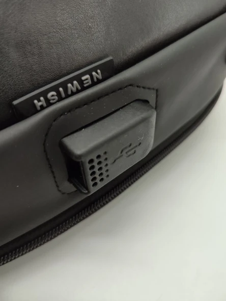 Üçgen Bombeli Göğüs Çantası Siyah Renk - Resim 8