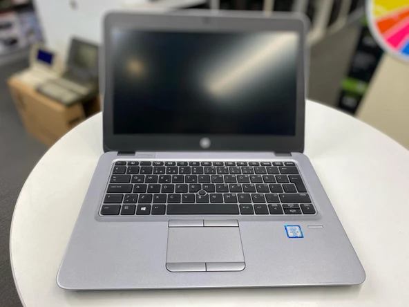 Hp 2.El Notebook Elıtebook 820 G3 İ5 6200U 8Gb Ddr4 240Gb Ssd 12.5''Hd B Kalite Laptop