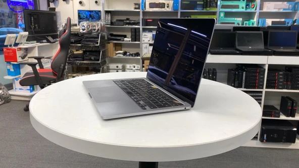 Apple MacBook Air A1466 EMC 2925 İ5 5350U 8GB LPDDR3 512GB SSD 1.5GB HD 6000 13.3" 2017 Bx Laptop - Resim 2