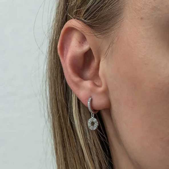 Gümüş Geometrik Desenli Kadın Küpe - Resim 4