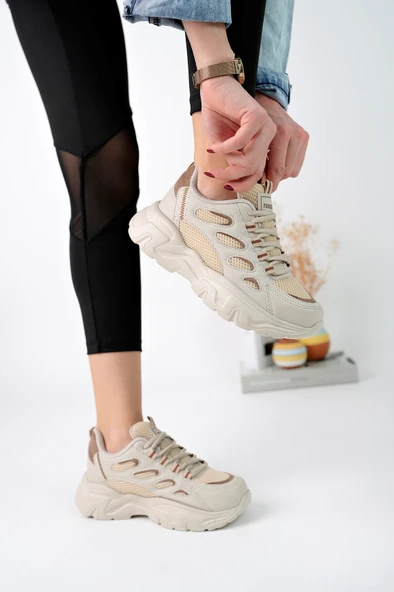 Günlük Kadın Spor Ayakkabı Bağcık Yüksek Kalın Taban Nefes Alan Oval Burun Rahat Hafif Sneaker 1001 - 11