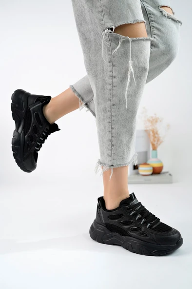 Günlük Kadın Spor Ayakkabı Bağcık Yüksek Kalın Taban Nefes Alan Oval Burun Rahat Hafif Sneaker 1001 - 3