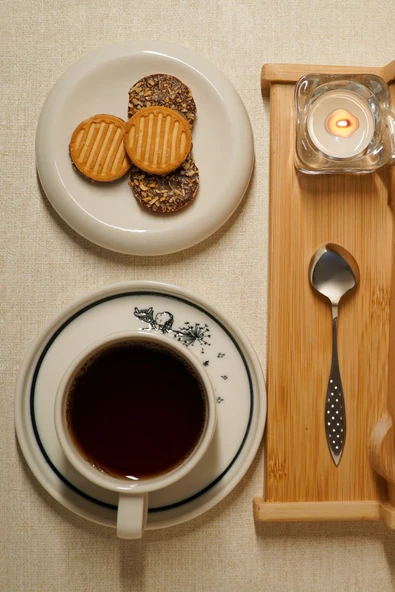 Farika Porselen Düğüm 4 Parça 2 Kişilik Porselen Çay Fincanı Takımı - 3