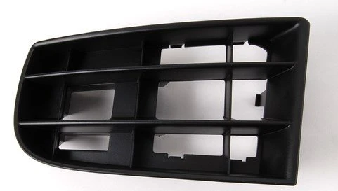 Volkswagen Golf Ön Tampon Sis Bakaliti Sağ (2004-2009) 1K0853666A WOS07GO030 1.6, 2.0, 1.4TSI, 1.6 FSI, 1.9 TDI ürün görseli