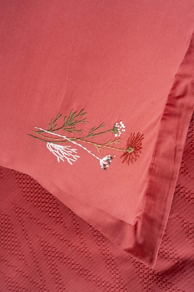 Rivaİstanbul Noris Nar Çiçeği Çift Kişilik %100 Pamuklu Nakışlı Nevresimli Pike Takımı - 7 Parça Çeyiz Seti - Resim 5