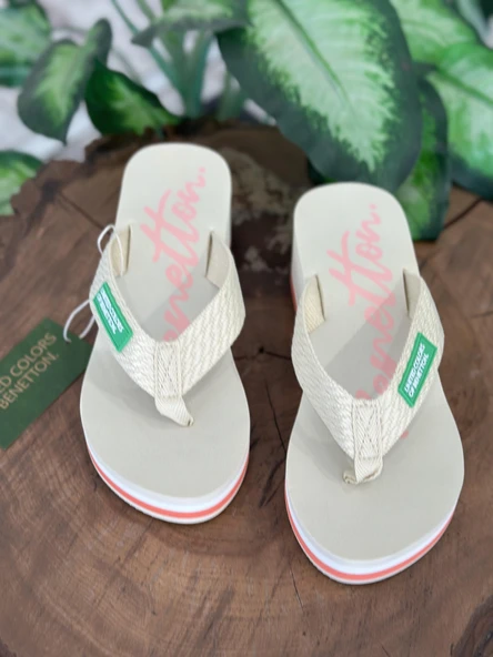 Benetton Dolgu Topuklu Parmak Arası Terlik BNI10218 - 2