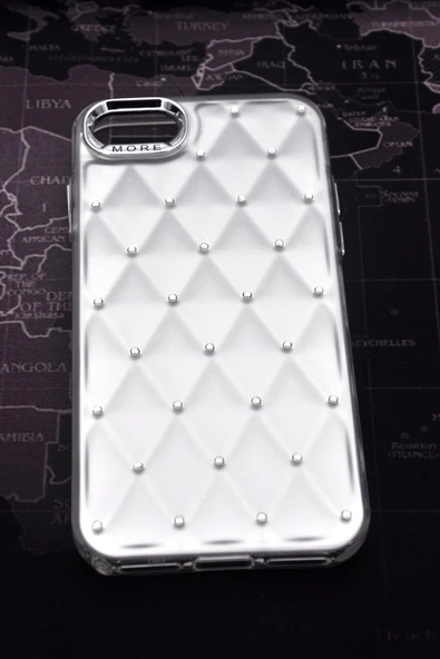 iPhone 7 / 8 Uyumlu Baklava Desenli Pırlanta Taşlı Sert Kapak Kılıf Beyaz - Resim 2