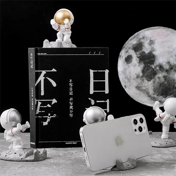 Sevimli Astronot Dekorasyon Masa üstü Telefon Tutucu ve Tablet Standı - 4