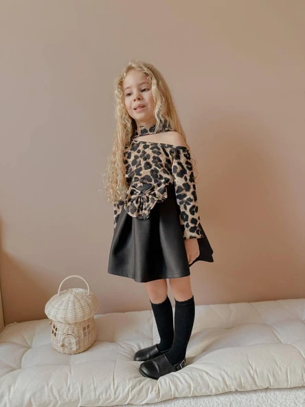 KIZ ÇOCUK FİYONK MODELLİ DÜŞÜK OMUZ LEOPAR BADİLİ ETEKLİ TAKIM - Resim 3