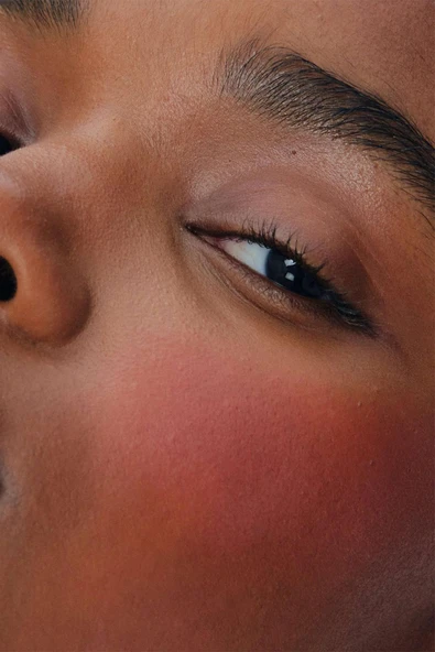 Rhode Pocket Blush Allık Freckle 5.3GR - Resim 6