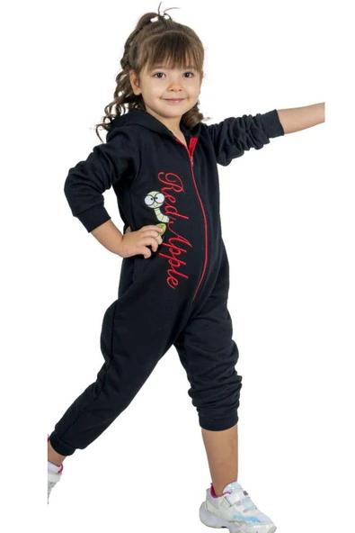 Kız Bebek Üzerinde Elma Yazı ve Baskılı Önü Fermuarlı Kapüşonlu Siyah Tulum ürün görseli