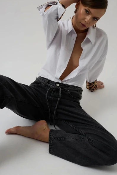 Biye Detay Straight Jean