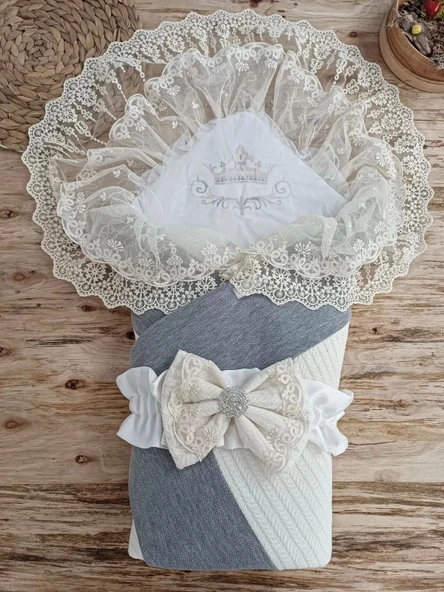 Eterelle Yenidoğan Teri Cotton Taç Nakışlı Prizma Taş Kundak Bebek Battaniyesi Krem