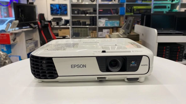 Projeksiyon Epson Eb-S31 800 X 600 (1356 Saat Kullanım Eco) (Lamba Ömrü: 10.000Saat) 2.El 3Ay Garant - 5