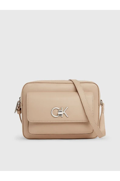 Calvin Klein Kadın Re-lock Camera Çanta - 2