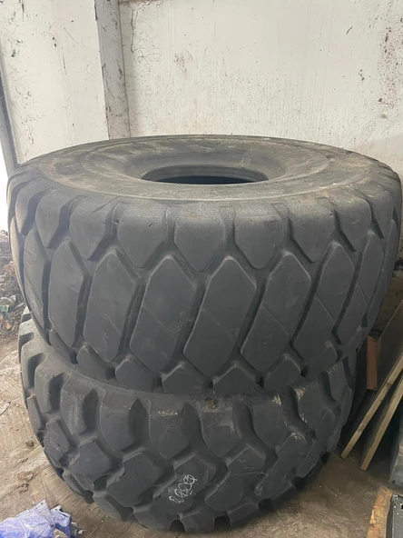 Glasgow 29.5R25 Jantsız İş Makinesi Lastiği 1 Adet (Çıkma Parça)