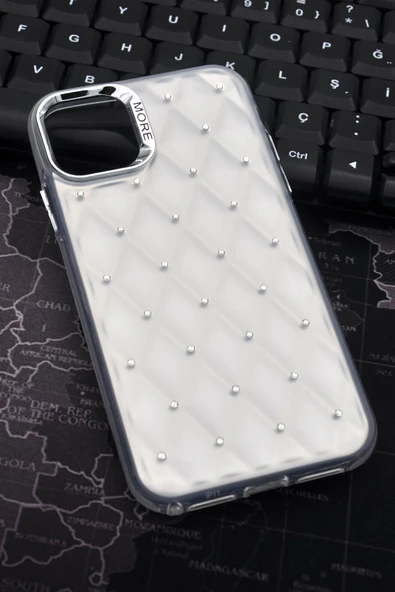 iPhone 15 Pro Uyumlu Baklava Desenli Pırlanta Taşlı Sert Kapak Kılıf Beyaz ürün görseli