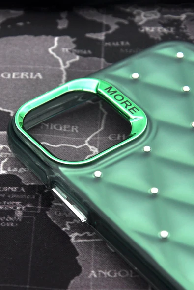 iPhone 11 Uyumlu Baklava Desenli Pırlanta Taşlı Sert Kapak Kılıf Zümrüt Yeşil - Resim 3