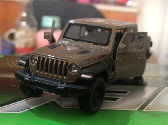 Oyuncak Metal Model Jeep 1 / 36 Çek Bırak Yeşil Rubicon Gladiatör - 2