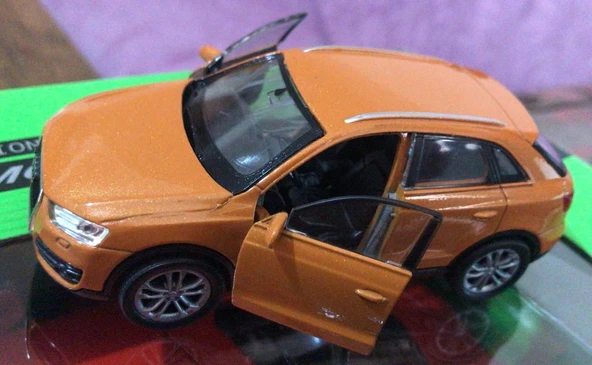 Oyuncak Model Metal Araba 1/36 Çek Bırak Turuncu Audi Q3 Jeep - 2