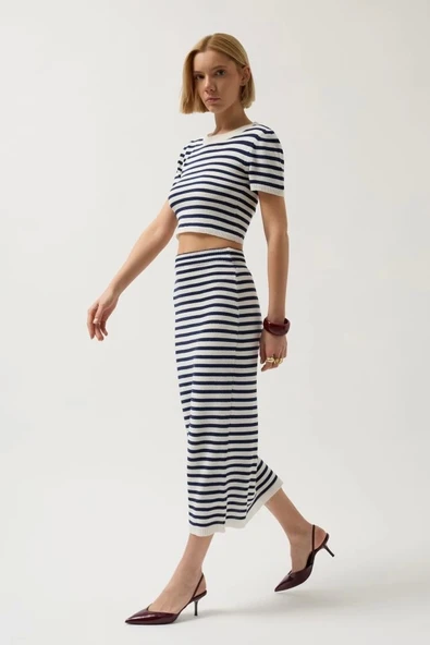 Çizgili Bisiklet Yaka Crop - 4