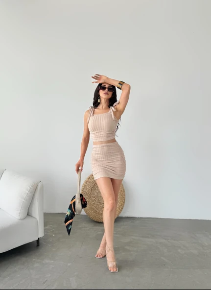 Bağcık Detaylı Crop Bluz Ve Etek İkili Takım