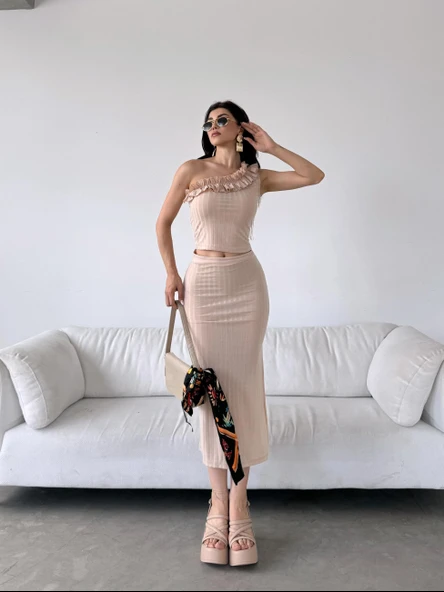 Tek Omuz Fırfır Detaylı Etek Ve Bluz Alt Üst Takım