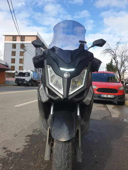 MOTOCAM Yuki T9 strom Ön Cam 2021 2024 Model 62cm Açıkfüme Renkli 4mm