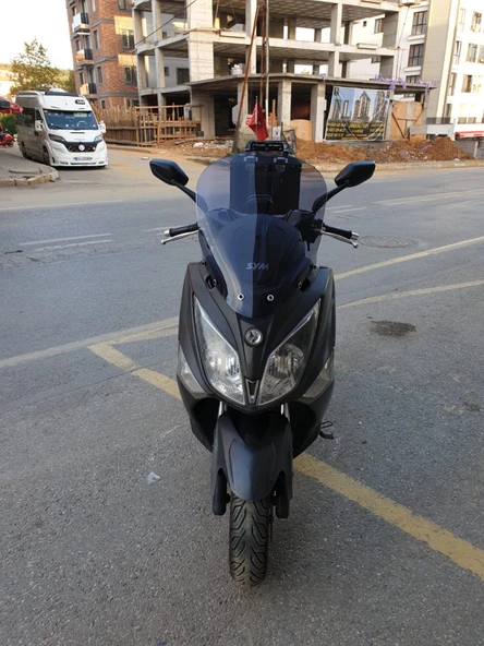 MOTOCAM Sym Joymax 250 İ Siperlik Ön Cam 2013 2017 Model 54cm açıkfüme Renkli 4mm KISA SPOR CAM