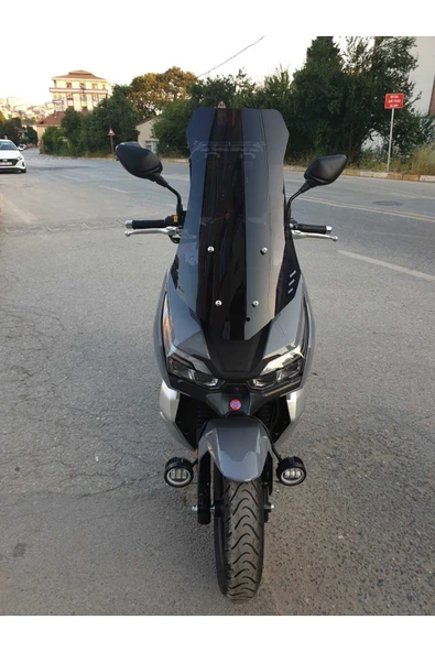MOTOCAM RKS Freccia 150 Siperlik Ön Cam 2022 2024 Model 65cm Siyah Renkli 4mm ORTA BOYLU CAM