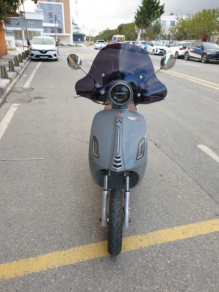 MOTOCAM RKS Pride 125 Siperlik Ön Cam 2023-2024 Model 39cm siyah Renkli 4mm APARAT GÖNDERİLMEYECEK