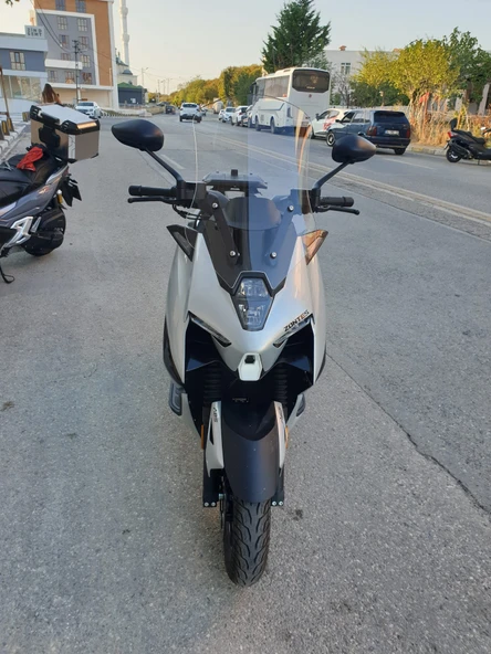 MOTOCAM Zontes ZT 125 Siperlik Ön Cam 2024 Model 55cm Şeffaf Renkli 4mm KISA SPOR CAM