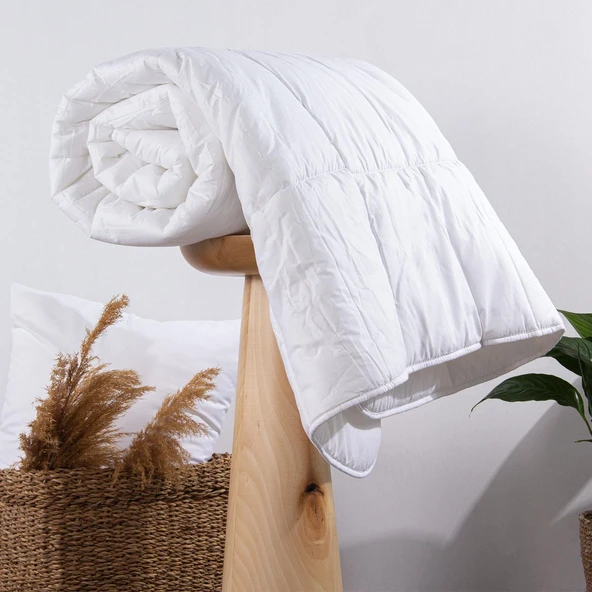 Yorgan Luxury Pamuk Beyaz 155x215