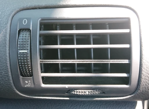VW PASSAT B 5,5 İÇ HAVALANDIRMA KANATCIKLARI - 2