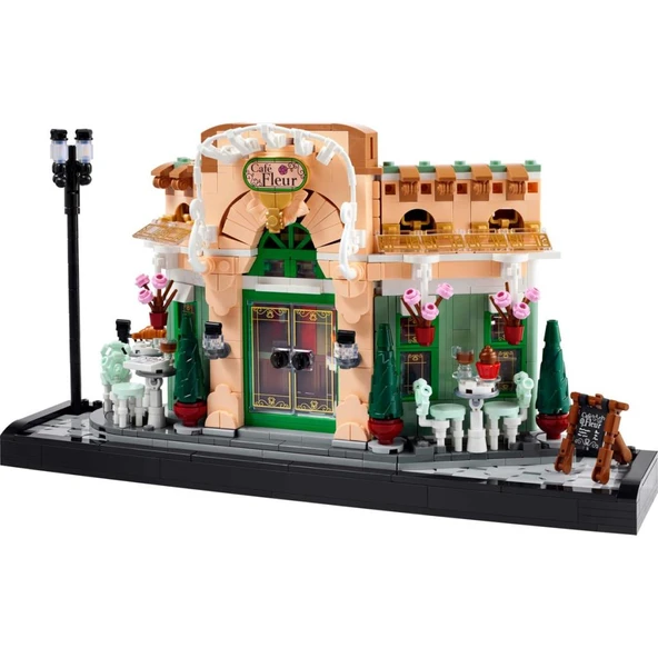LEGO 10362 Fransız Kafe
