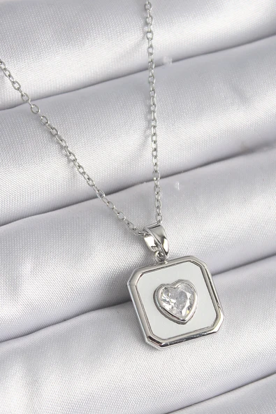 316L Çelik Gümüş Renk Kare Madalyon Kalp Zirkon Taş İşleme Kadın Kolye ürün görseli