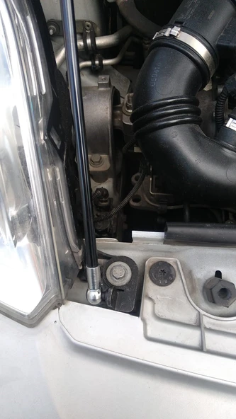 Fiat Fiorino 2017 KAPUT Amortisörü KİTİ- SET - 5