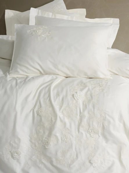 Cotton Box 3D Nakışlı Saten Çift Kişilik Nevresim Takımı Chic Ekru - Resim 2