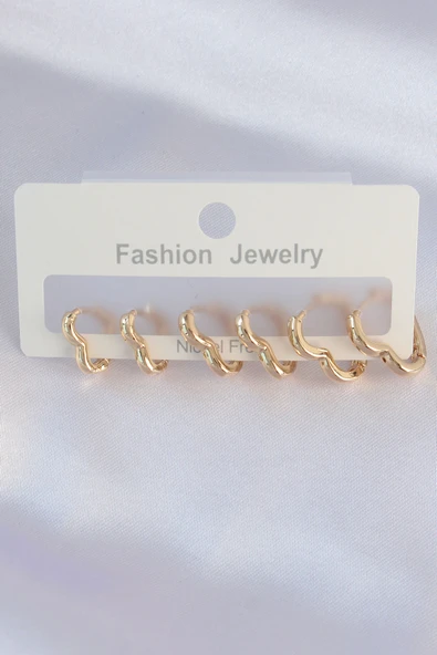 Pirinç Gold Renk Kalp Model Küpe Seti ürün görseli