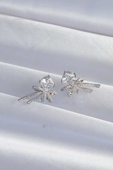 Pirinç Gümüş Renk Kare Zirkon Taşlı Fiyonk Küpe - Resim 2