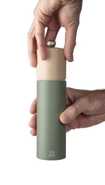 Peugeot Boreal Fern Green Karabiber Değirmeni 21 Cm 44275