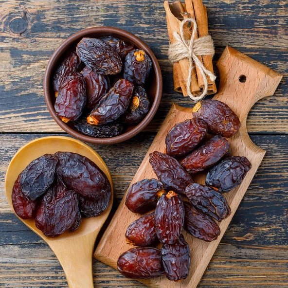 Nutly Premium Medine Hurması 1 Kg Kutulu