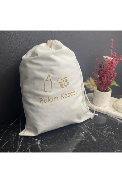 Nakışlı Bebek Bakım Kesesi - 2