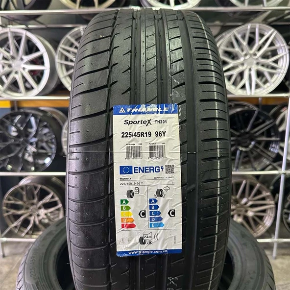 225/45 R19 96Y Triangle Sportex Yazlık Lastik 2024 Üretim (1 ADET FİYATIDIR.)