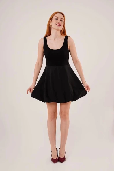 Kalın Askılı Balon Etek Siyah Mini Elbise