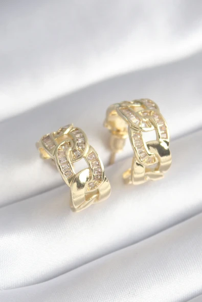 Pirinç Gold Renk Zirkon Taş Detay Zincir Model Kadın Küpe ürün görseli
