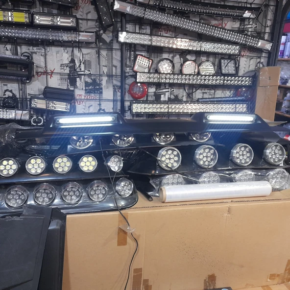 VOLKSWAGEN AMAROK 2010+2023 TAVAN KEBİ-MOONVİZÖR BEYAZ LED ürün görseli