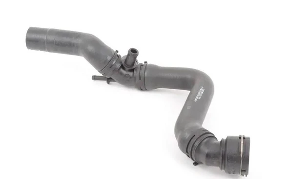 RADYATÖR ÜST HORTUMU GOLF IV 1.8 8V AUDI A3 / TT 1.8 SEAT LEON I / TOLEDO II 1.8 - Resim 2