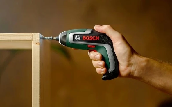 BOSCH IXO 7 Akülü vidalama makinesi + vidalama set - 2